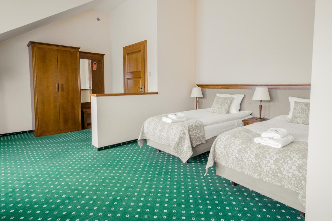 Hotel Ranczo Smyczyna מראה חיצוני תמונה